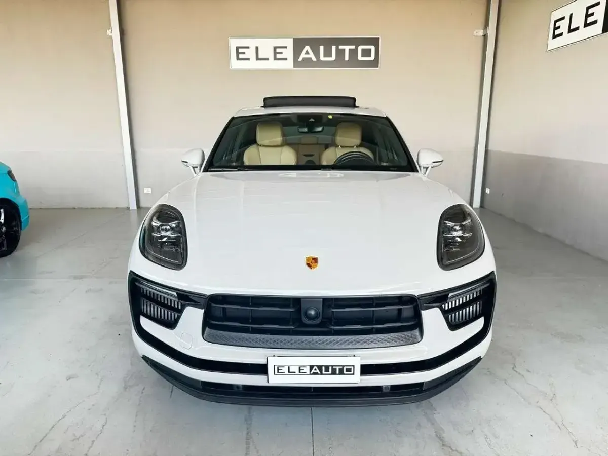 Usata Porsche Macan 381 CV (280 kW) 2023 Grigio SUV