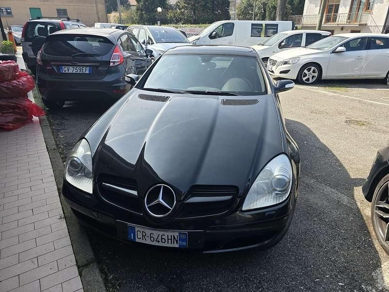 Usata Mercedes SLK200 163 CV (119 kW) 2004 Nero Cabrio