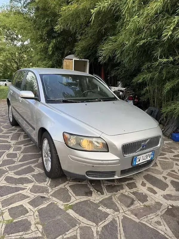 Usata Volvo V50 Summum 109 CV (80 kW) 2005 Grigio Station wagon