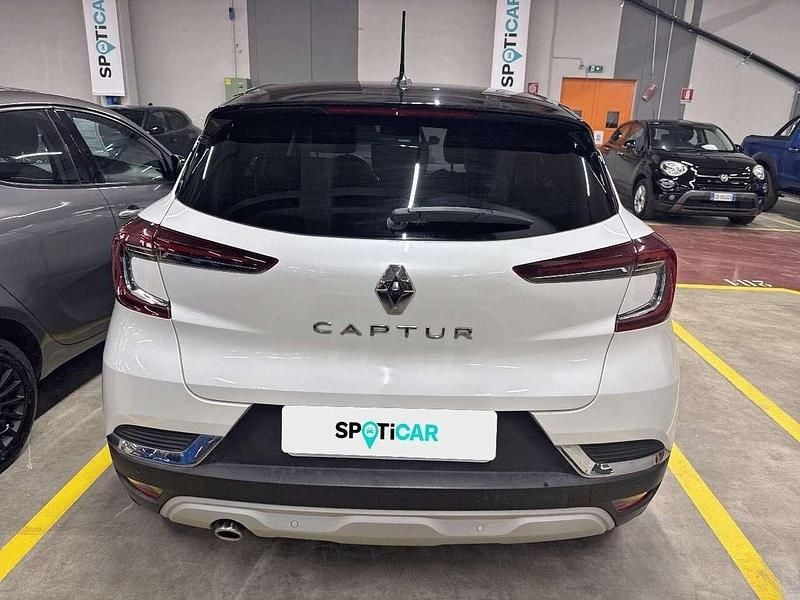 Usata Renault Captur Intens 101 CV (74 kW) 2021 Bianco SUV