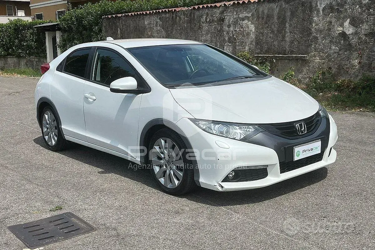 Usata Honda Civic Lifestyle 120 CV (88 kW) 2013 Bianco Utilitaria