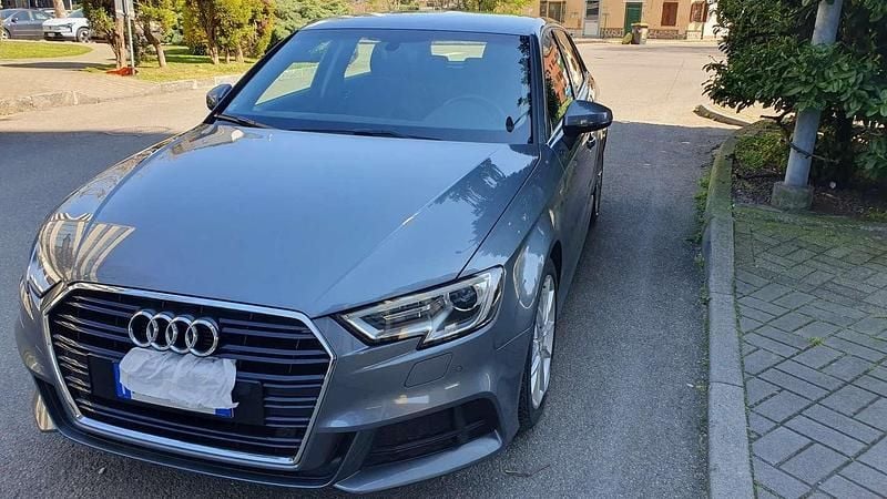 Usado Audi A3 S-Line 150 CV (110 kW) 2017 Berlina