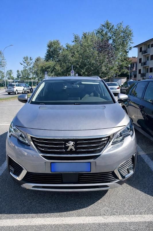Usata Peugeot 5008 131 CV (96 kW) 2018 Grigio SUV