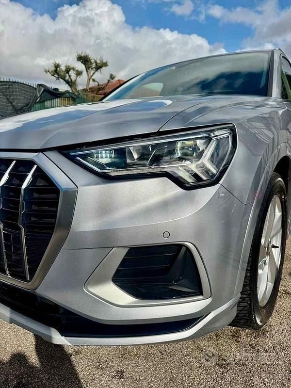 Usata Audi Q3 150 CV (110 kW) 2021 Grigio SUV
