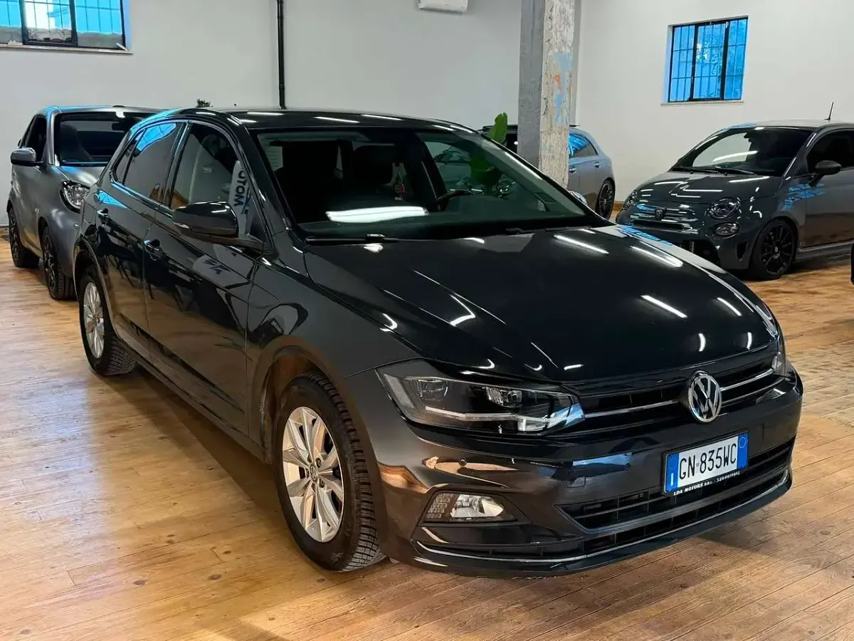 Usata VW Polo Highline 95 CV (69 kW) 2019 Grigio Utilitaria