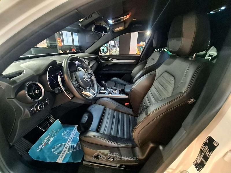 Usata Alfa Romeo Stelvio Veloce 209 CV (153 kW) 2024 Bianco SUV