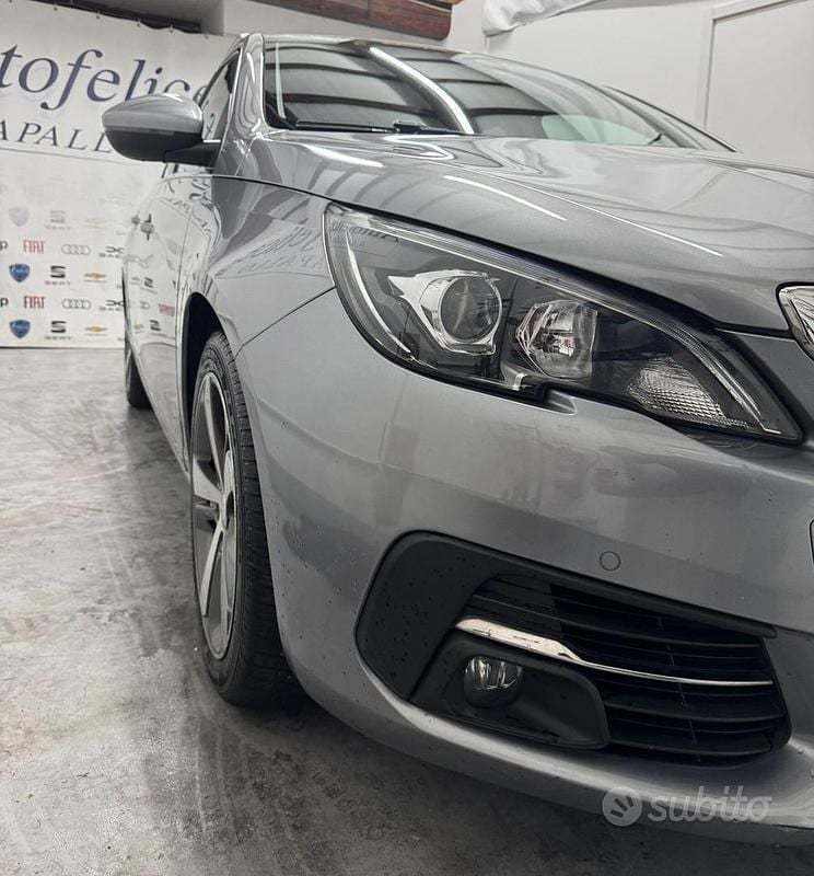 Usata Peugeot 308 GT-line 120 CV (88 kW) 2017 Grigio Station wagon
