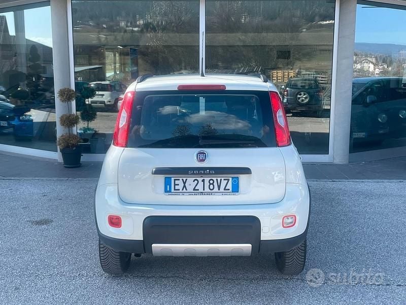 Usata Fiat Panda 4x4 S 86 CV (63 kW) 2014 Bianco Utilitaria
