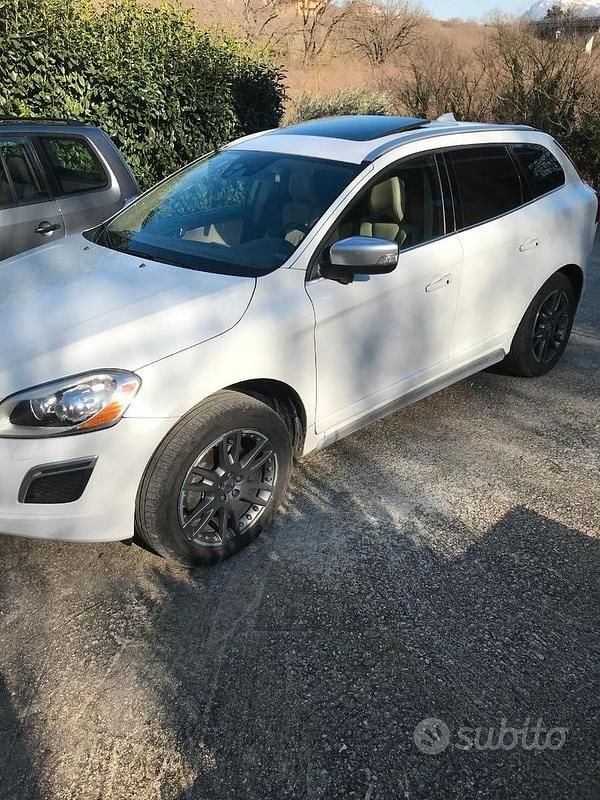 Usata Volvo XC60 163 CV (119 kW) 2012 Bianco SUV
