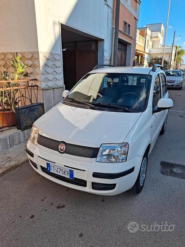 Usata Fiat Panda Emotion 75 CV (55 kW) 2012 Berlina