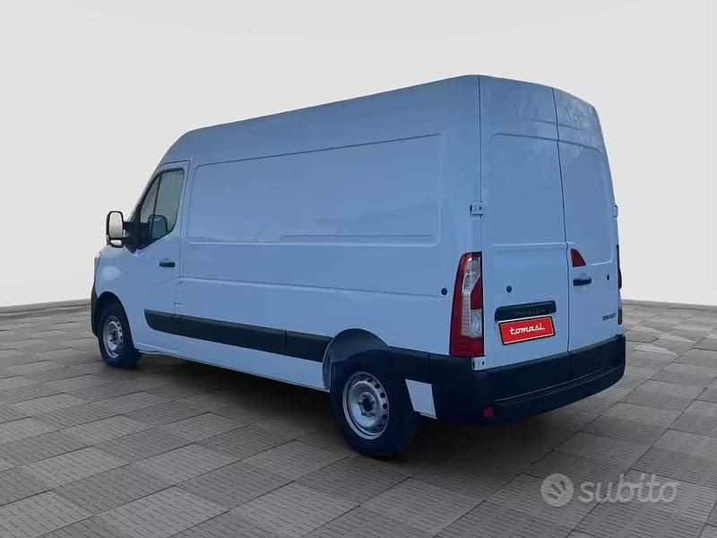 Usata Renault Master 135 CV (99 kW) 2022 Bianco Monovolume