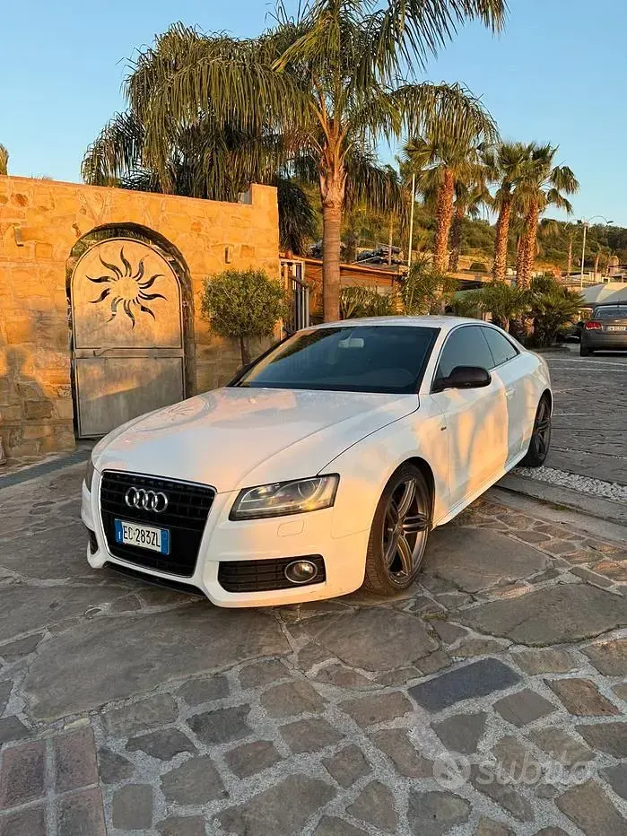 Usata Audi A5 143 CV (105 kW) 2010 Bianco Coupé