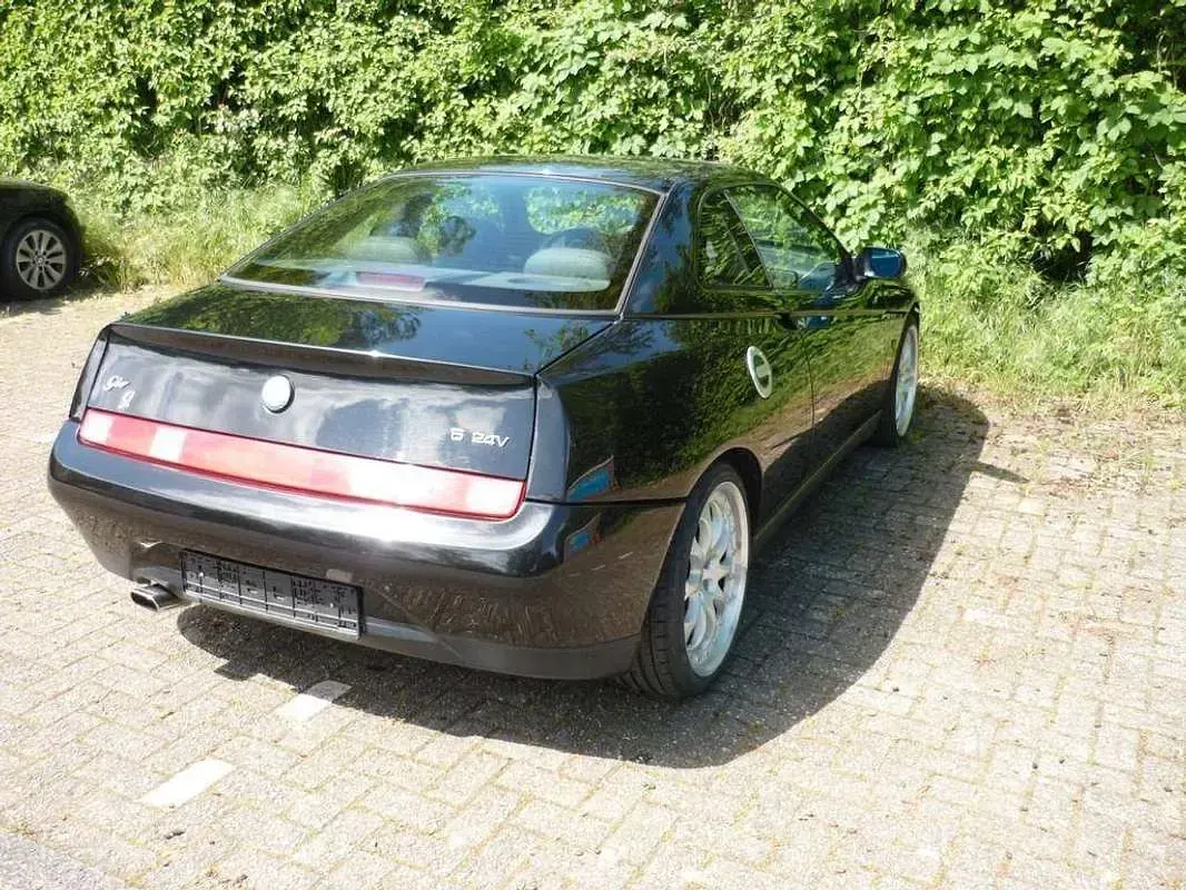 Usata Alfa Romeo GTV 220 CV (161 kW) 1997 Nero Coupé