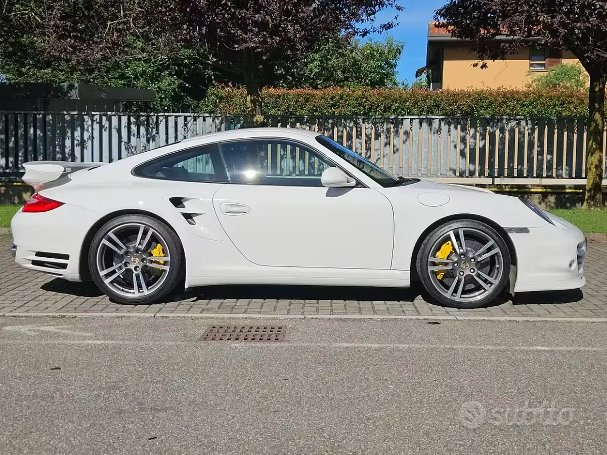 Usata Porsche 997 Turbo 500 CV (367 kW) 2010 Bianco