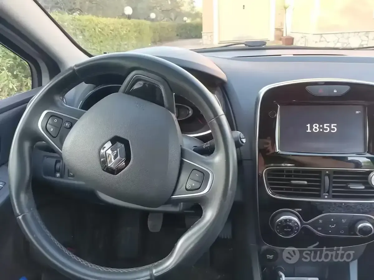 Usata Renault Clio IV 73 CV (53 kW) 2017 Berlina