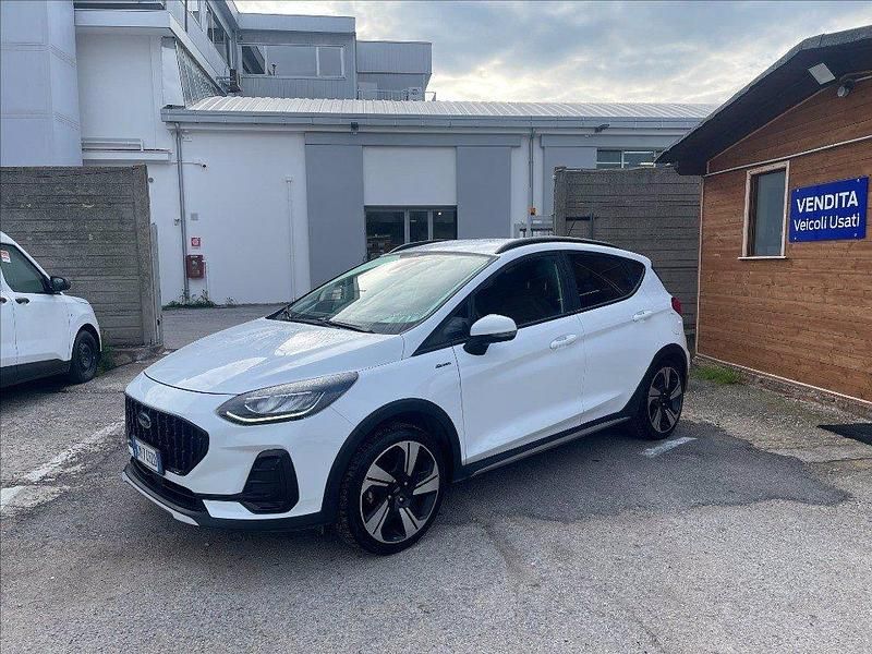 Usata Ford Fiesta Active 125 CV (91 kW) 2023 Bianco pastello Utilitaria