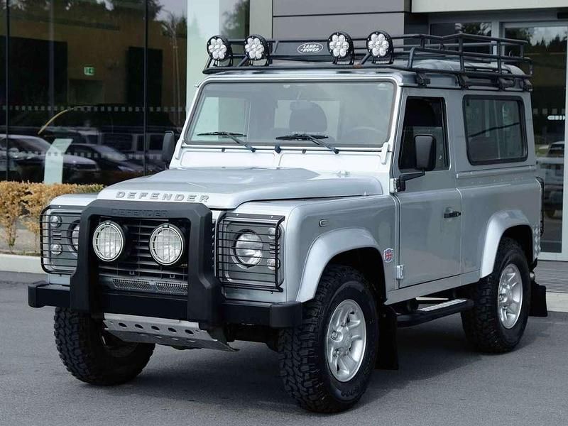 Grigio Usata 2008 Land Rover Defender SE SUV | 37.900 € (Buon prezzo) - Immagine 1/4