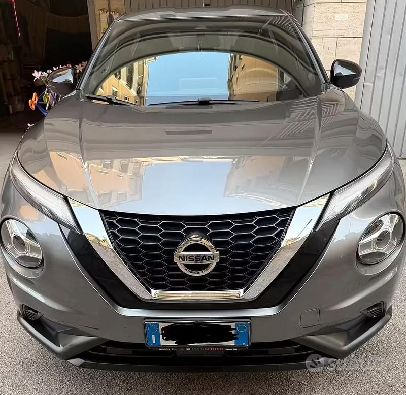 Usata Nissan Juke Acenta 117 CV (86 kW) 2021 Grigio SUV