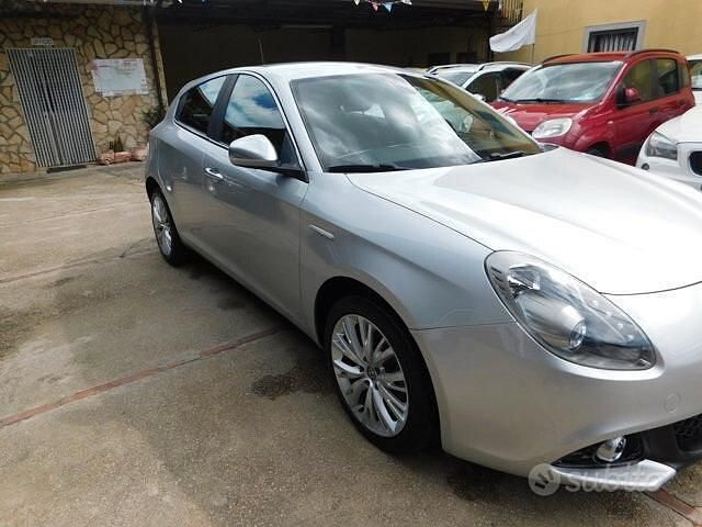 Brugt Alfa Romeo Giulietta Super 120 HK (88 kW) 2016 Grå Hatchback