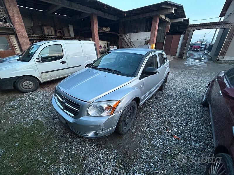 Usata Dodge Caliber SXT 140 CV (102 kW) 2009 Utilitaria