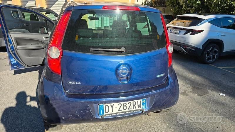 Usata Opel Agila Enjoy 65 CV (47 kW) 2009 Blu Utilitaria