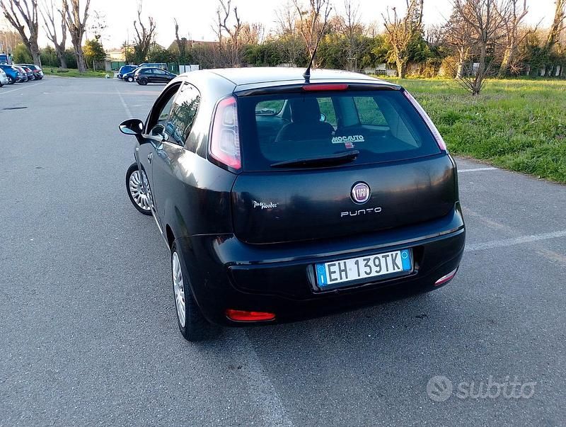 Usata Fiat Punto Evo 2011 Nero Utilitaria