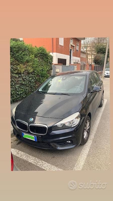 Usata BMW 218 Active Tourer Luxury Line 150 CV (110 kW) 2015 Nero Monovolume