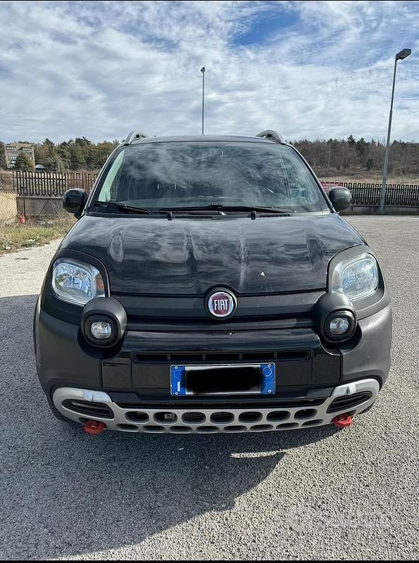 Usata Fiat Panda Cross Cross 95 CV (69 kW) 2018 Nero Utilitaria