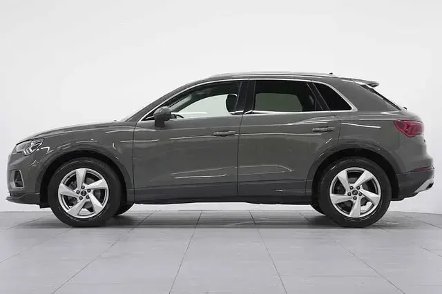 Usata Audi Q3 Advanced Plus 150 CV (110 kW) 2025 Grigio chronos metallizzato SUV