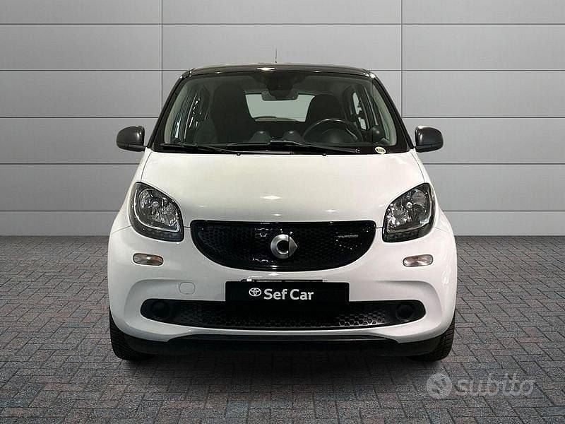Usata Smart ForFour Passion 90 CV (66 kW) 2018 Bianco Utilitaria