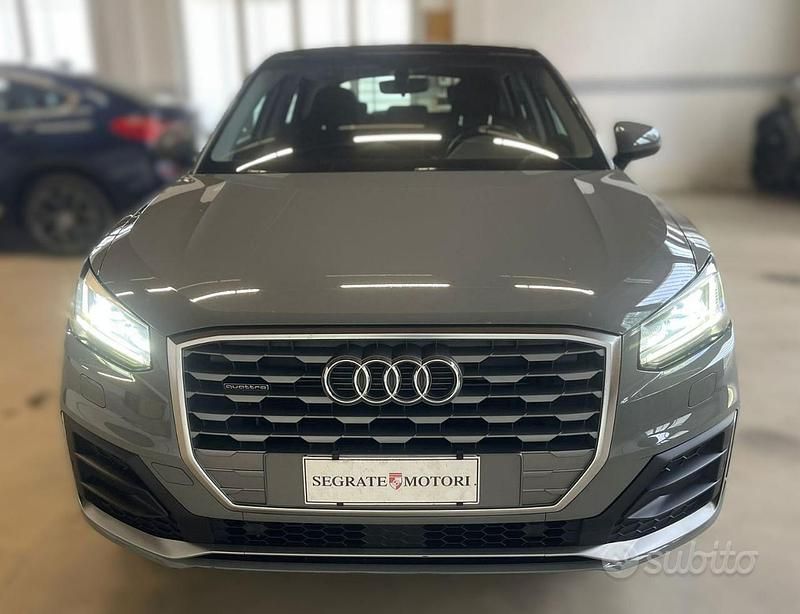 Usata Audi Q2 S-Line 190 CV (139 kW) 2020 Grigio SUV