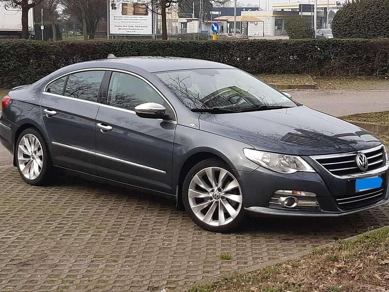 Usata VW Passat 140 CV (102 kW) 2008 Grigio Coupé