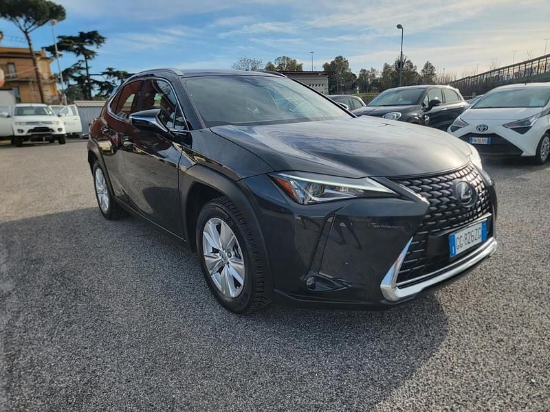 Usata Lexus UX 152 CV (111 kW) 2021 Nero SUV