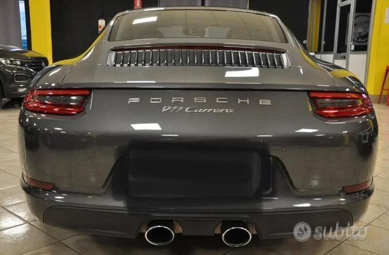 Usata Porsche 991 370 CV (272 kW) 2018 Grigio Coupé