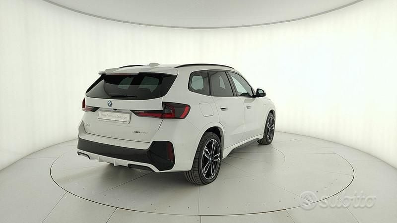 Käytetty BMW X1 M Sport 136 HP (100 kW) 2025 Valkoinen Katumaasturi