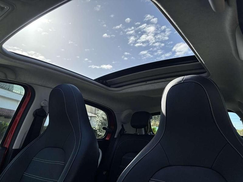 Usata Smart ForFour Prime 71 CV (52 kW) 2015 Rosso Utilitaria