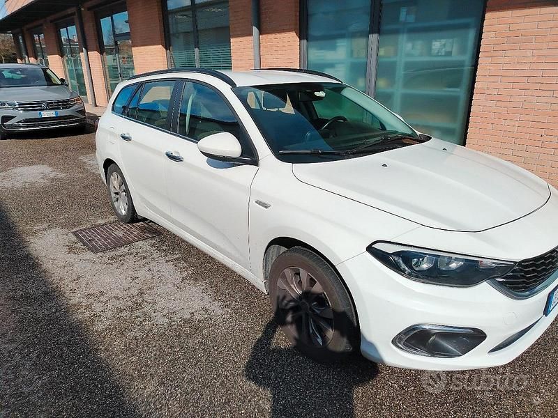 Usata Fiat Tipo Business 120 CV (88 kW) 2021 Bianco Station wagon