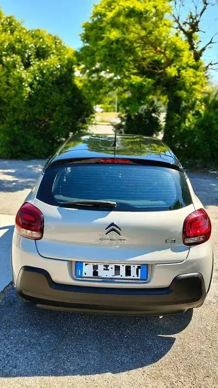 Usata Citroën C3 PureTech 83 CV (61 kW) 2019 Beige Utilitaria