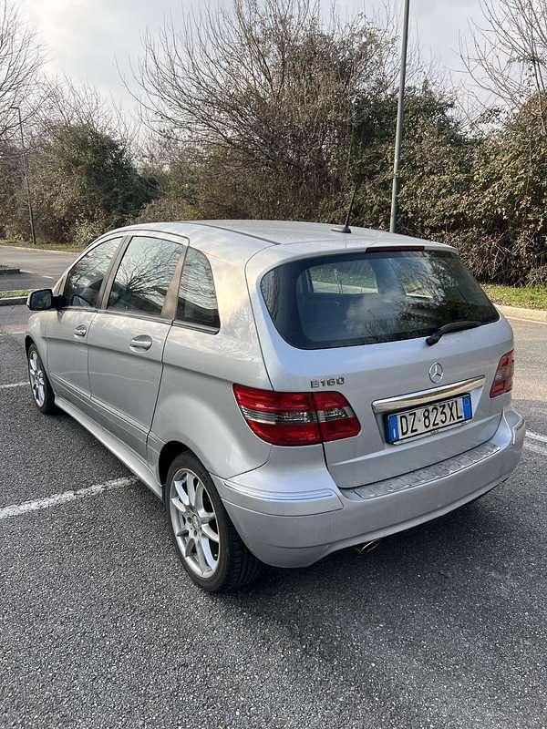 Usata Mercedes B160 Executive 95 CV (69 kW) 2009 Grigio Monovolume
