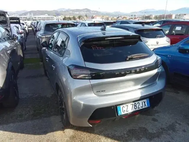 Usata Peugeot 208 Allure 101 CV (74 kW) 2025 Grigio Utilitaria