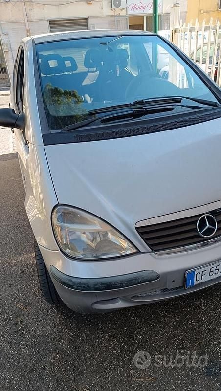 Usata Mercedes A140 82 CV (60 kW) 2001 Grigio Utilitaria