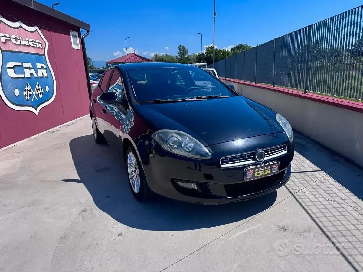 Usata Fiat Bravo Emotion 90 CV (66 kW) 2011 Nero Utilitaria