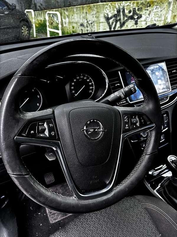 Usata Opel Mokka X Business 110 CV (80 kW) 2017 Bianco SUV