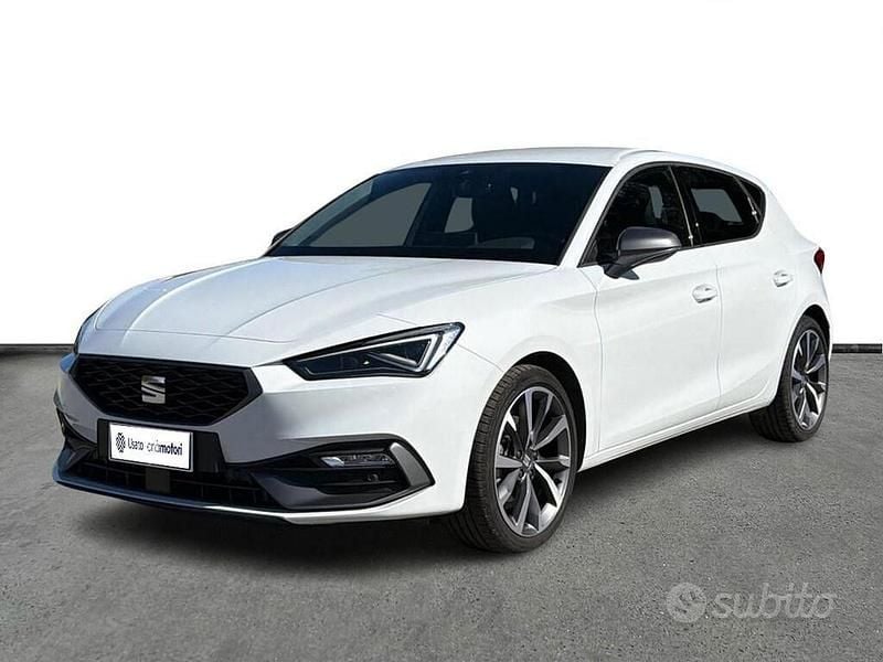 Nuova Seat Leon FR 150 CV (110 kW) 2025 Bianco Berlina