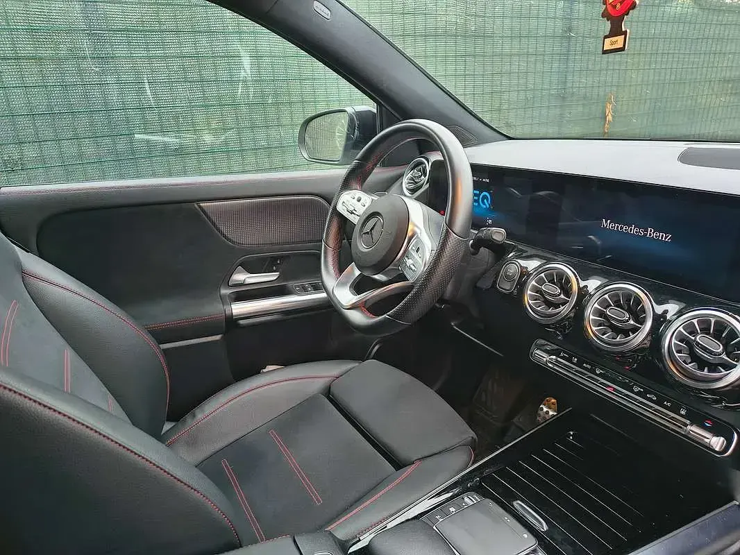 Usata Mercedes EQA250 Premium 139 kW (190 CV) 2023 Bianco SUV