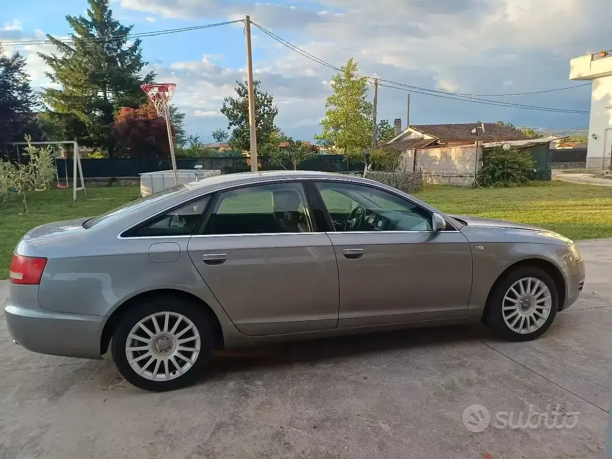 Usata Audi A6 233 CV (171 kW) 2006 Grigio Berlina