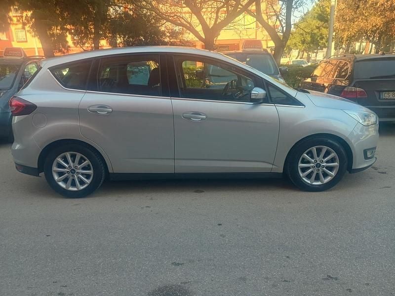 Usata Ford C-MAX Titanium 120 CV (88 kW) 2016 Argento Monovolume