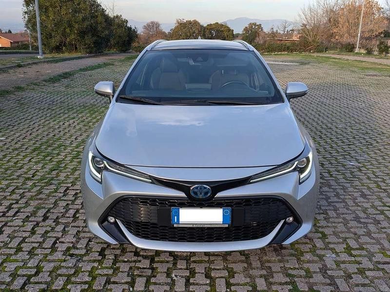 Argento Usata 2020 Toyota Corolla Style Station wagon | 20.500 € (Buon prezzo) - Immagine 1/4