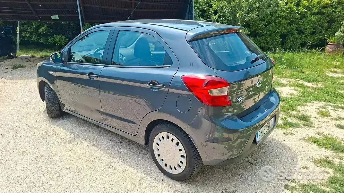 Usata Ford Ka Plus 86 CV (63 kW) 2018 Grigio Utilitaria