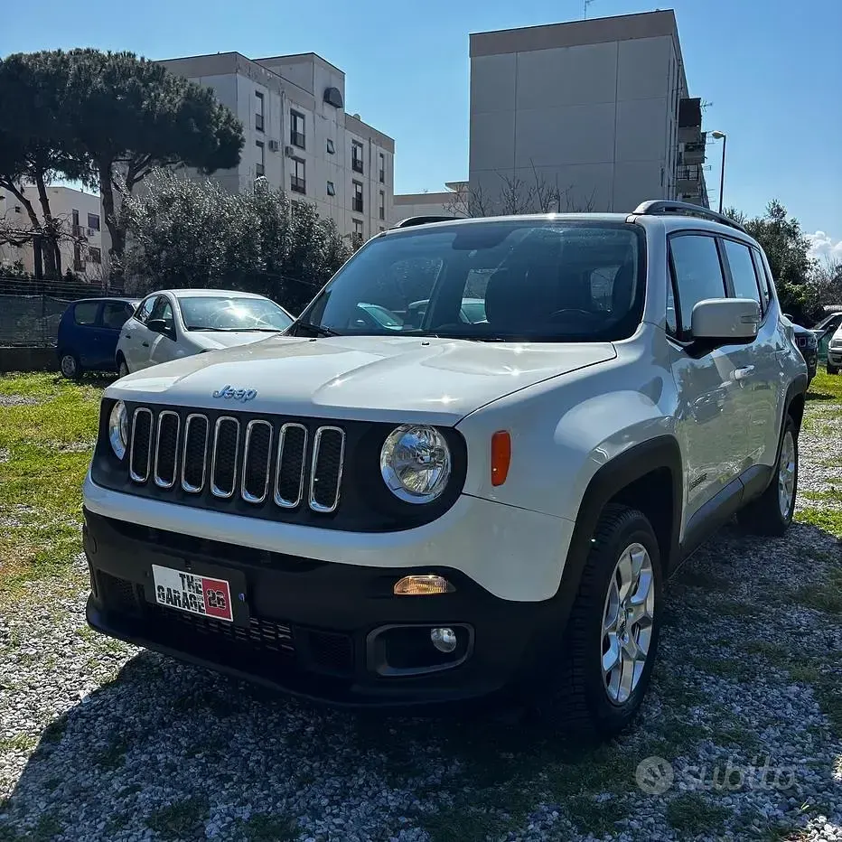 Usata Jeep Renegade Longitude 140 CV (102 kW) 2015 Bianco SUV